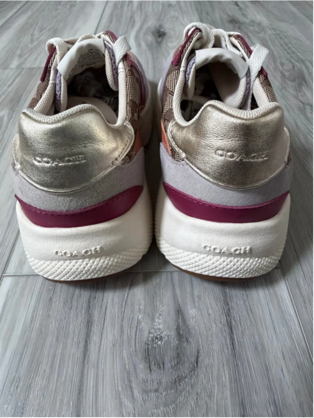 Coach C000 Women’s 7.5 Signature Canvas Suede Multicolor Platform Sneakers
